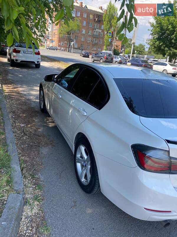 Седан BMW 3 Series 2014 в Днепре