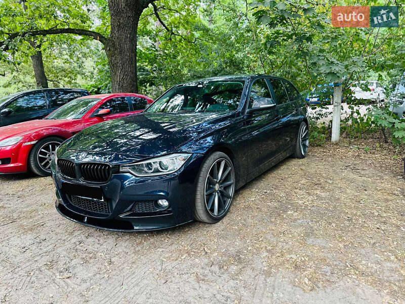 BMW 3 Series 2013