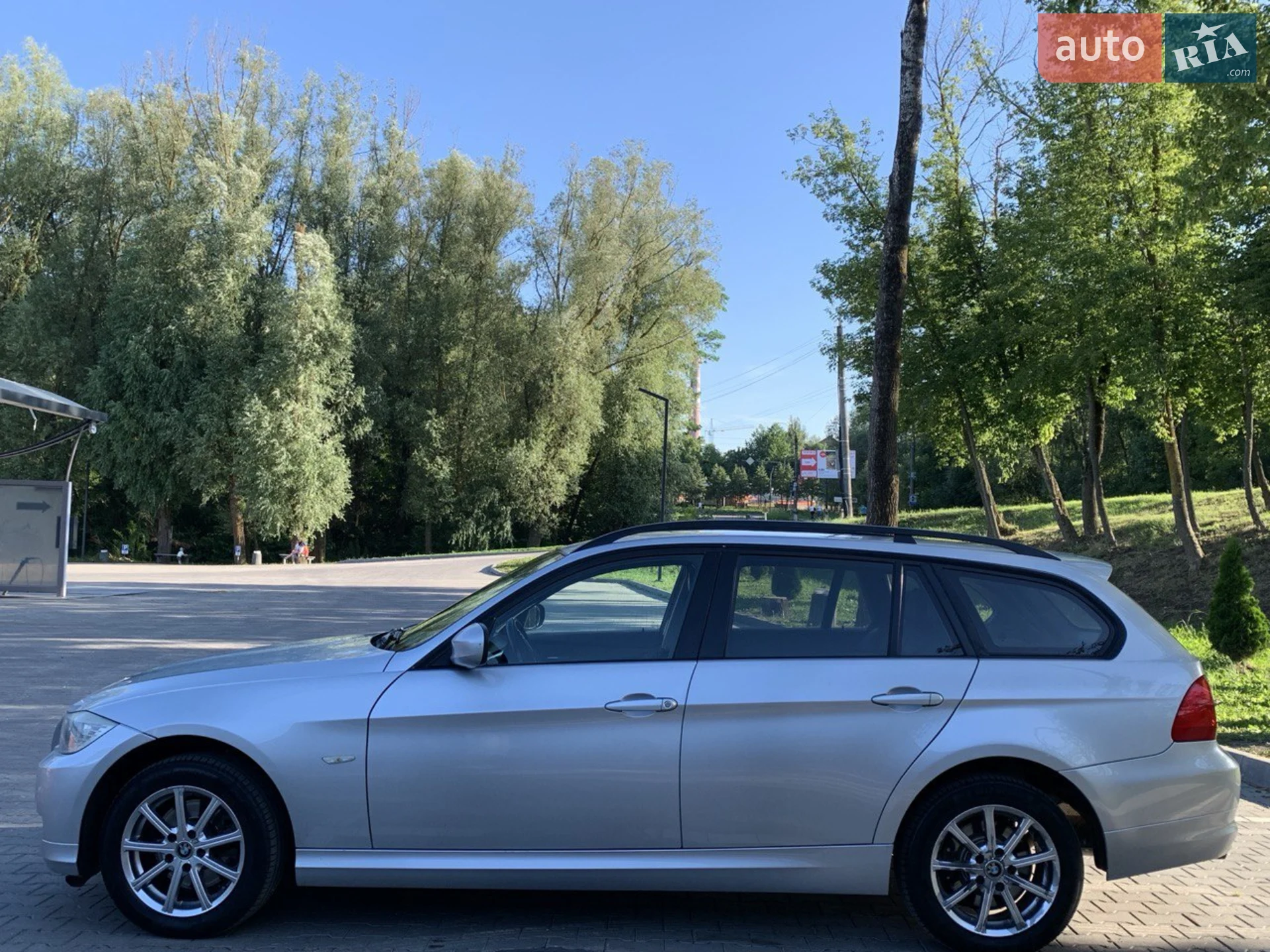 2010 BMW 3er - мініатюра 2