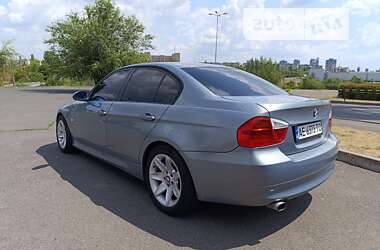 Седан BMW 3 Series 2005 в Кривом Роге