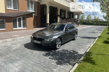 Седан BMW 3 Series 2016 в Киеве