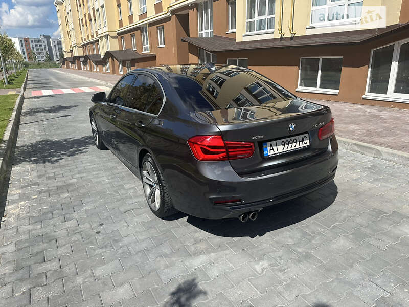 Седан BMW 3 Series 2016 в Киеве