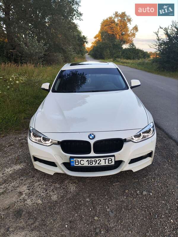 Седан BMW 3 Series 2013 в Львове