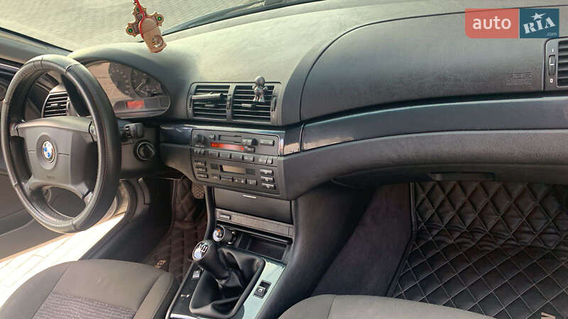 Седан BMW 3 Series 2002 в Львове