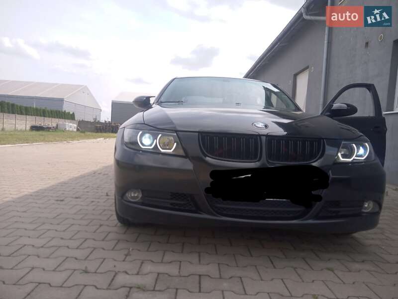 Седан BMW 3 Series 2005 в Івано-Франківську