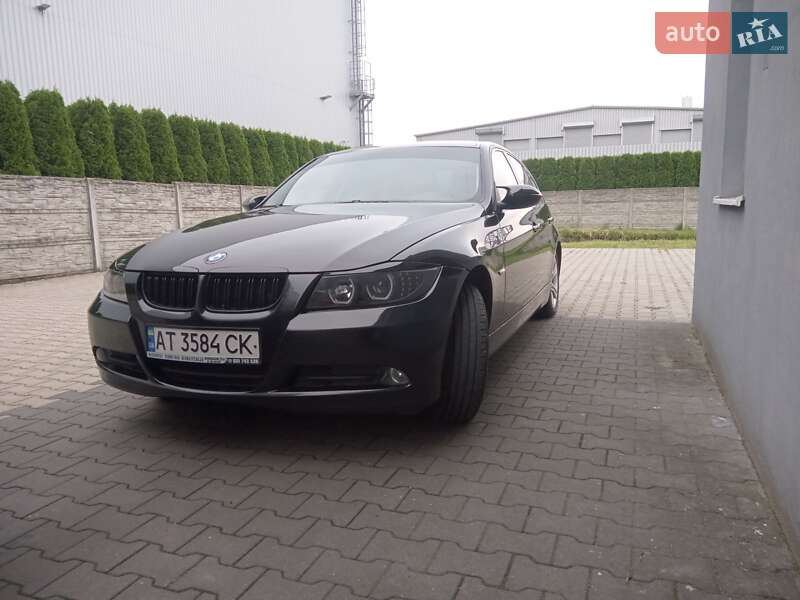 Седан BMW 3 Series 2005 в Івано-Франківську