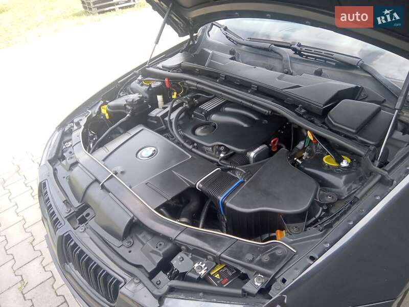 Седан BMW 3 Series 2005 в Івано-Франківську