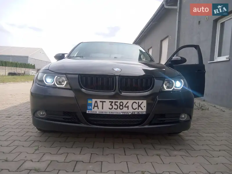 BMW 3 Series 2005 VIN WBAVA71000KR39578 фото оголошення 69 з 151