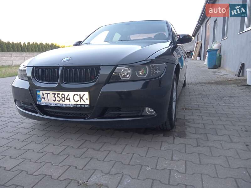 Седан BMW 3 Series 2005 в Івано-Франківську
