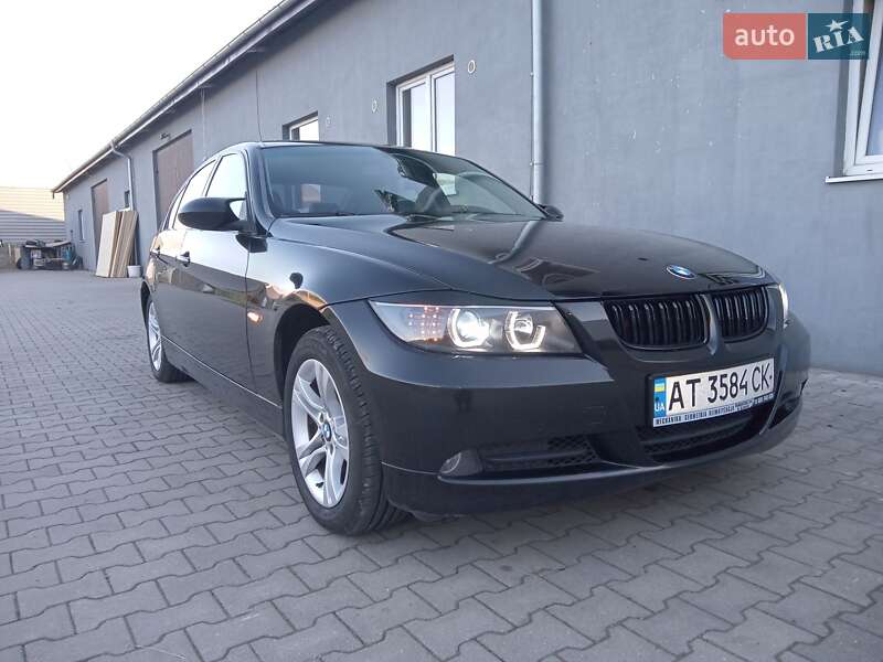 Седан BMW 3 Series 2005 в Івано-Франківську