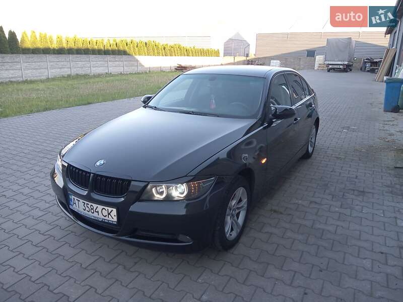 Седан BMW 3 Series 2005 в Івано-Франківську