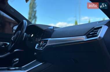 Седан BMW 3 Series 2019 в Виннице