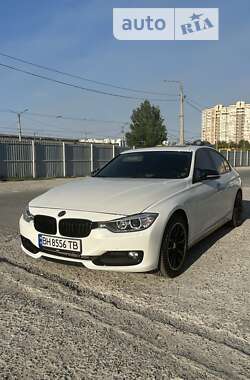 Седан BMW 3 Series 2015 в Одессе