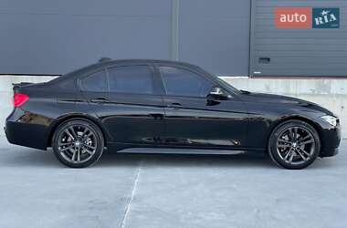 Седан BMW 3 Series 2016 в Львові