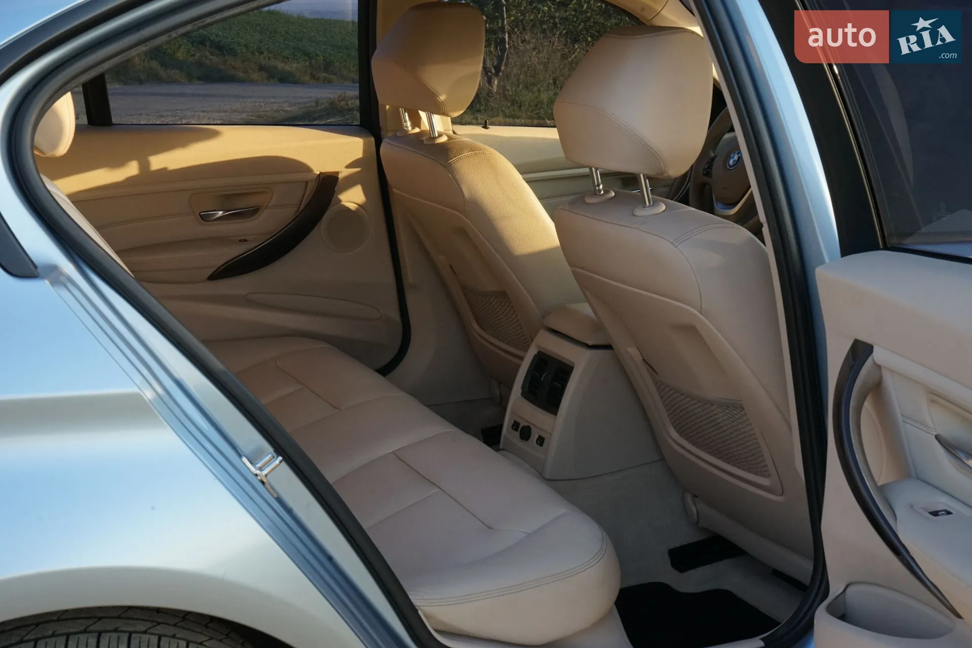 2012 BMW 3er - мініатюра 11