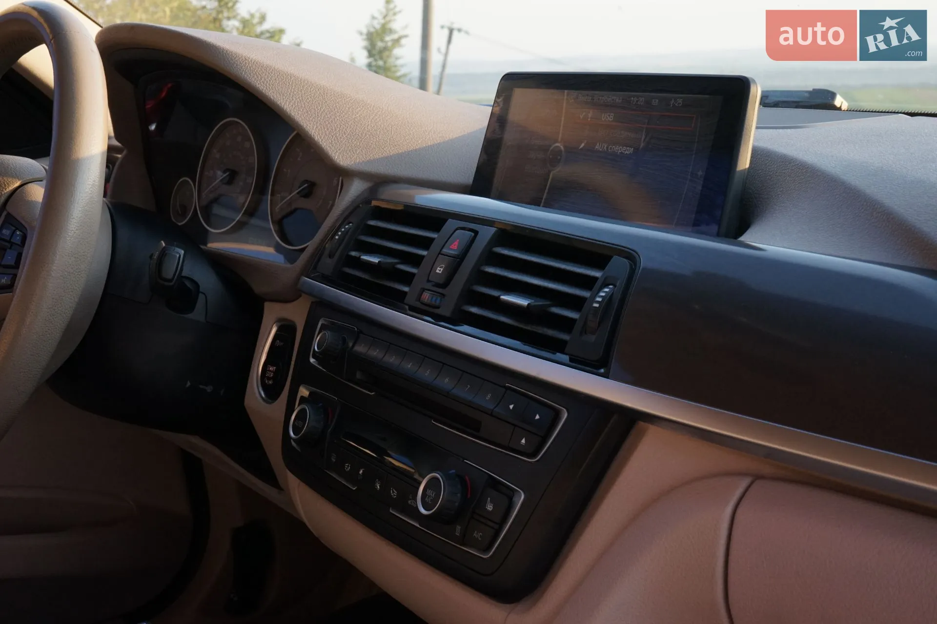 2012 BMW 3er - мініатюра 13