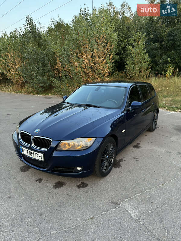 Универсал BMW 3 Series 2011 в Вышгороде
