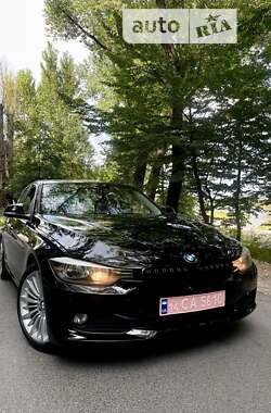 Седан BMW 3 Series 2015 в Тернополе