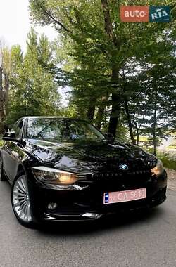 Седан BMW 3 Series 2015 в Тернополе