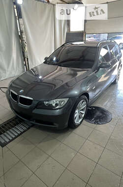 Универсал BMW 3 Series 2007 в Болехове