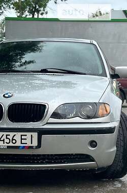 Седан BMW 3 Series 2005 в Сторожинці