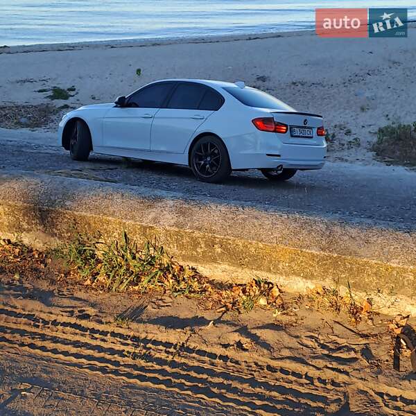 Седан BMW 3 Series 2013 в Светловодске