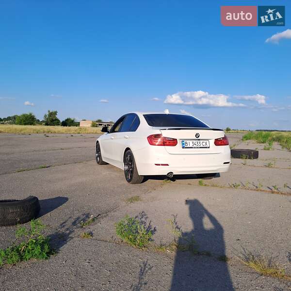 Седан BMW 3 Series 2013 в Светловодске