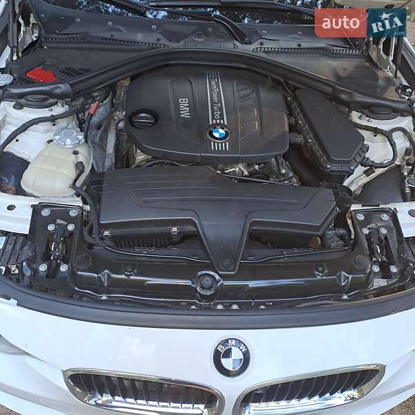 Седан BMW 3 Series 2013 в Светловодске