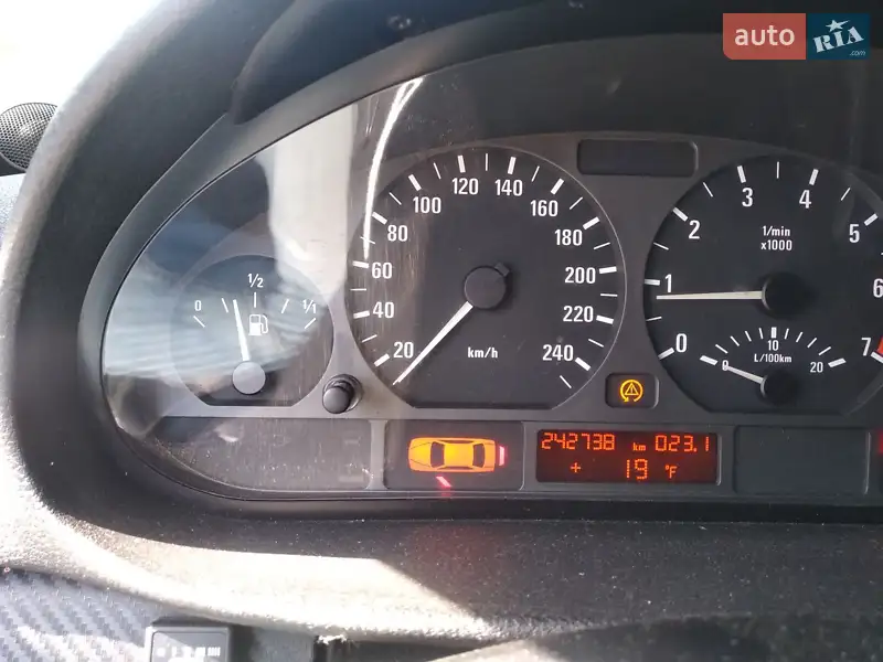 BMW 3 Series 2000 VIN WBAAL31030JJ67519 фото оголошення 13 з 72