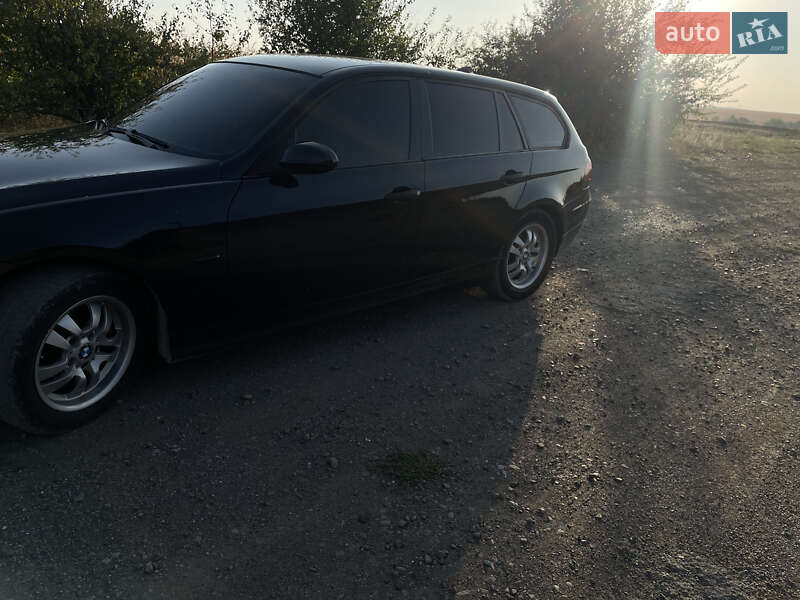 Универсал BMW 3 Series 2005 в Коломые