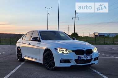 Седан BMW 3 Series 2016 в Рівному