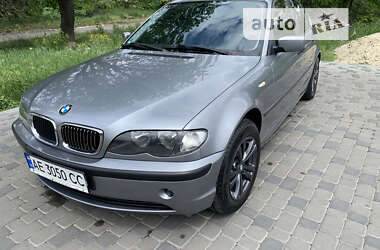 Седан BMW 3 Series 2004 в Першотравенске