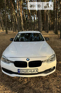 Седан BMW 3 Series 2015 в Сумах