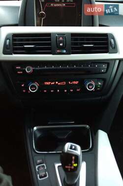 Седан BMW 3 Series 2013 в 