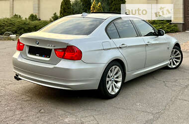 Седан BMW 3 Series 2011 в Дніпрі