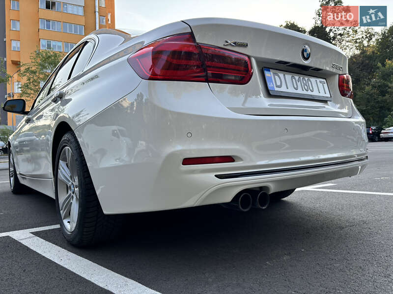 Седан BMW 3 Series 2017 в Киеве