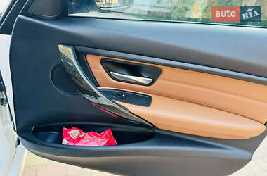 Седан BMW 3 Series 2015 в 