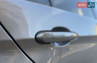 Универсал BMW 3 Series 2009 в 