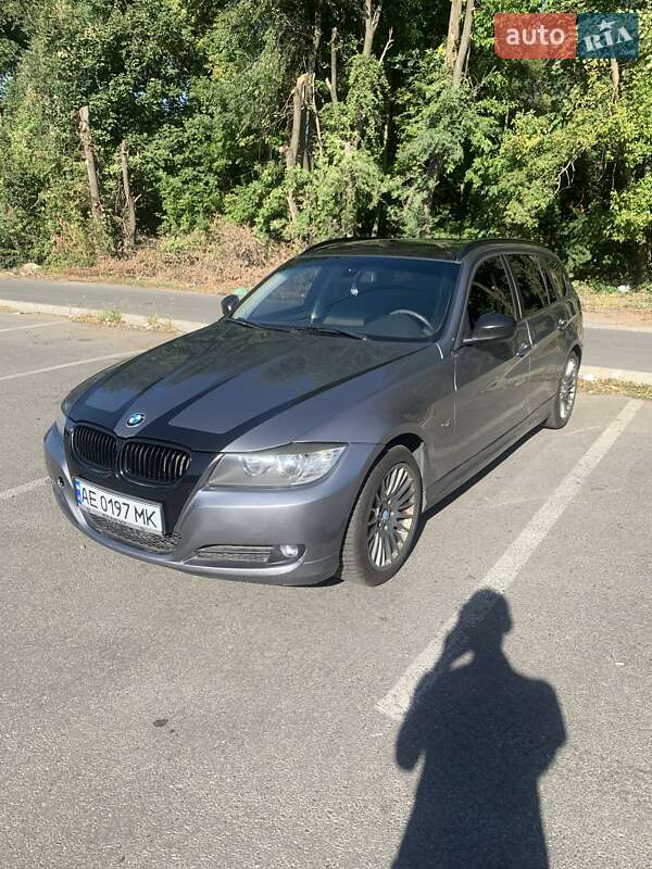 Универсал BMW 3 Series 2010 в Днепре