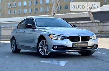 Седан BMW 3 Series 2016 в Києві