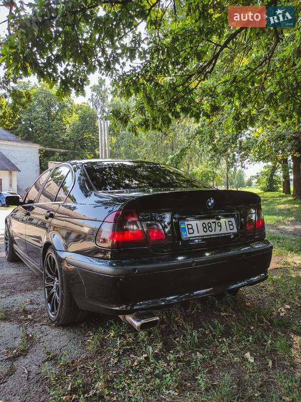 Седан BMW 3 Series 2004 в Глобине