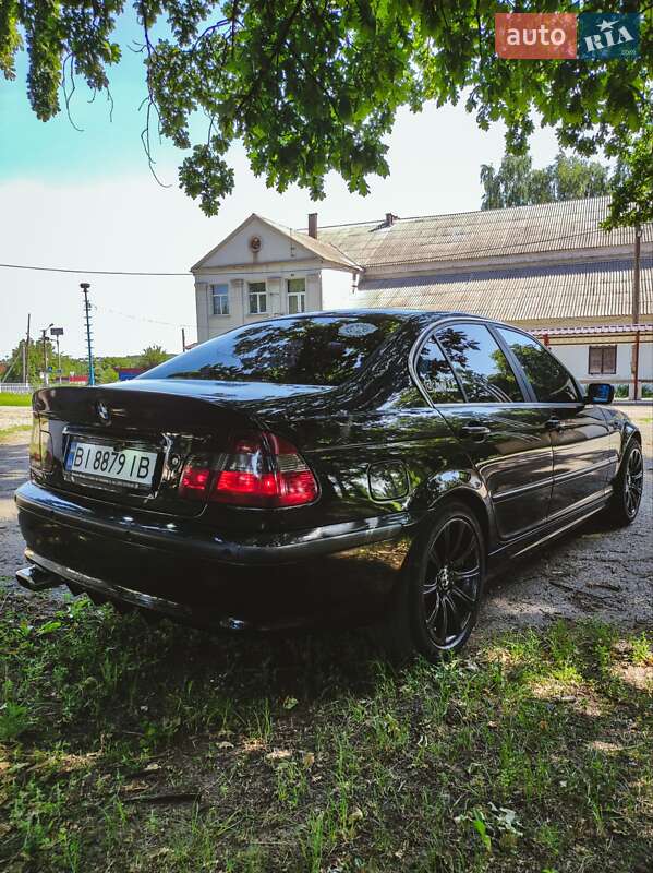 Седан BMW 3 Series 2004 в Глобине