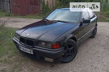 Седан BMW 3 Series 1993 в Калуше