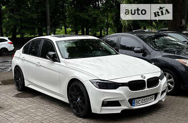 Седан BMW 3 Series 2013 в Мурованому