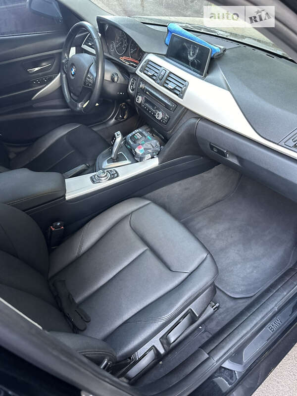 Седан BMW 3 Series 2013 в Одесі