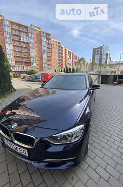 Седан BMW 3 Series 2014 в Чернівцях