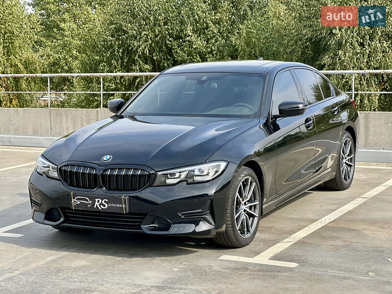 Седан BMW 3 Series 2019 в Киеве
