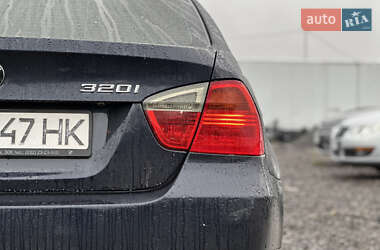 Седан BMW 3 Series 2007 в Львові