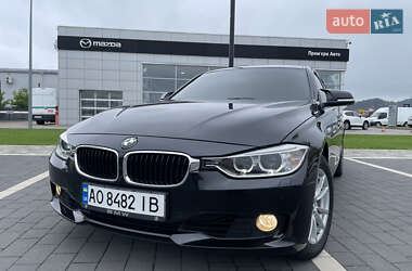 Седан BMW 3 Series 2012 в Мукачевому