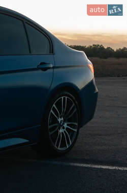 Седан BMW 3 Series 2014 в  фото 21 Седан BMW 3 Series 2014 в